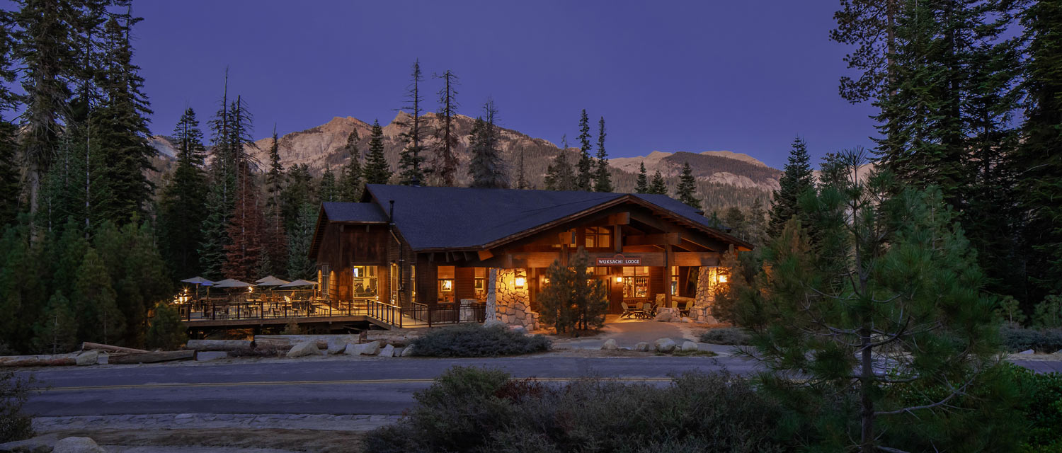 Wuksachi Lodge exterior at twilight