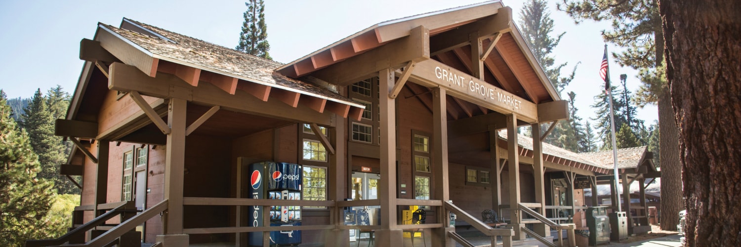 Grant Grove Market Banner